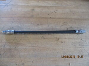 Rear axle brake hose