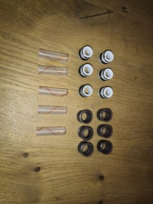Valve stem seals for W113
