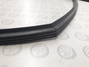 Abdichtrahmen Seitenfenster hi. re. – Bild 3